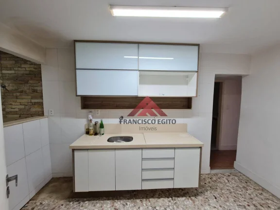 Imagem Excelente Apartamento com sala dois quartos dependencias completa,sol da manhã,elétrica e hidraulica reformadas,quarto principal montado com armários,