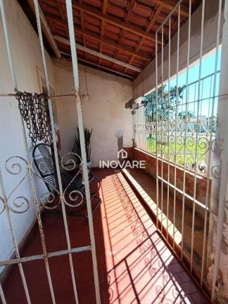 Imagem Casa com 3 dormitórios à venda, 159 m² por R$ 1.050.000,00 - Vila de Furnas - Itumbiara/GO