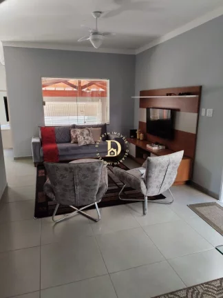 Imagem Casa Térrea - Jacareí/SP - Villa Branca - 3 dormitórios (1 suíte) - 180m²