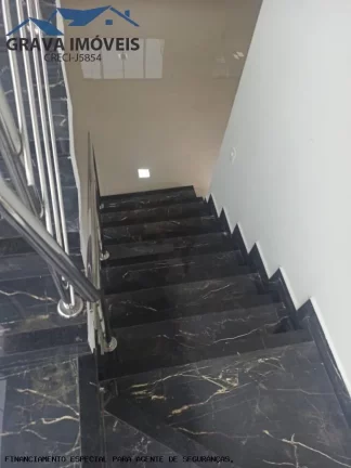 Imagem Sobrado para Venda em Maringá, JARDIM IMPERIO DO SOL, 3 dormitórios, 3 suítes, 4 banheiros, 3 vagas
