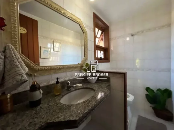 Imagem Casa com 3 dormitórios à venda, 155 m² por R$ 790.000,00 - Quebra Frascos - Teresópolis/RJ