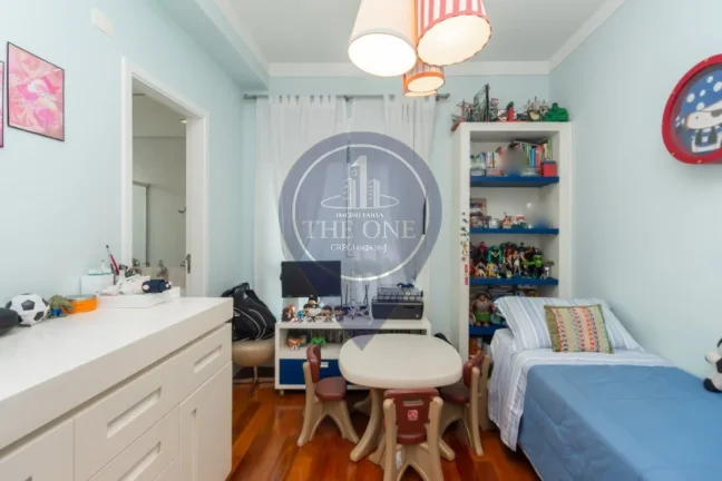 Imagem Imperdível apartamento à venda na Aclimação - São Paulo-SP! 3 quartos, 3 suítes, 2 salas, 5 banheiros, 3 vagas de garagem, 159m².