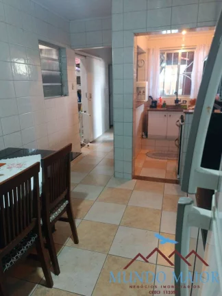 Imagem Mora 1, Aluga Outra! Sobrado Ideal para Duas Famílias ou Renda Extra !!!