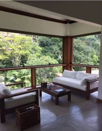 Imagem LINDA CASA COM 4 QUARTOS - NOVA FRIBURGO