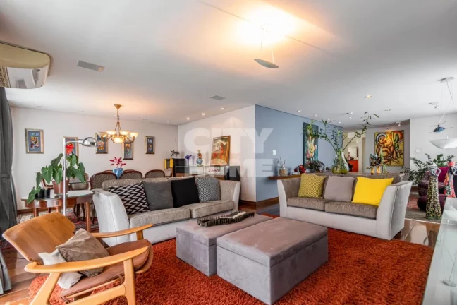 Imagem Ótimo apartamento com 225m² no Jardim Paulista rico em iluminação natural e muito arejado. Livin...