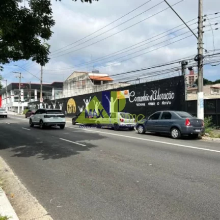 Imagem Galpão Comercial para Locação na Vila Marieta, São Paulo-SP: Espaço Amplo e Funcional para seu Negócio!