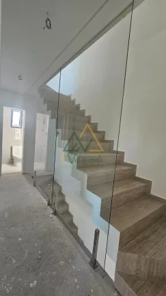 Imagem Sobrado em Condomínio à venda no Bairro Alto Curitiba PR