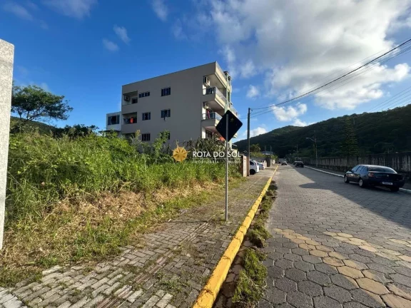 Imagem Terreno relevo plano à venda em Bombinhas SC