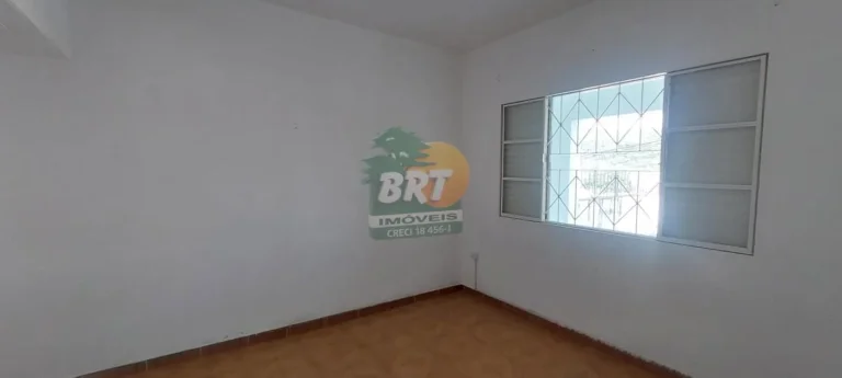 Imagem Casa para Venda em São Roque, Jardim Brasil, 2 dormitórios, 1 banheiro, 3 vagas