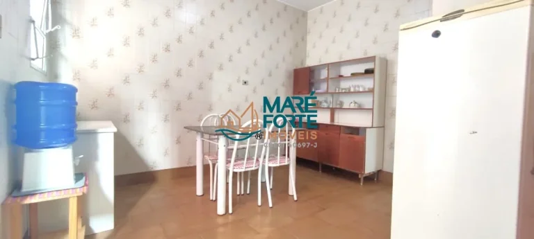 Imagem CASA COM TERRENO DE 250M² À POUCOS PASSOS DA ORLA (COM LAJE)!