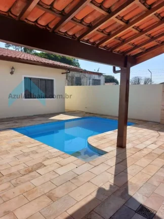Imagem Casa térrea à venda em Atibaia com piscina  3 quartos