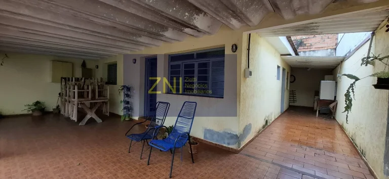 Imagem Casa à Venda em Área Mista na Vila Virgínia R 1556