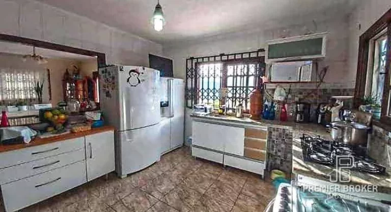 Imagem Casa à venda, 263 m² por R$ 900.000,00 - Fazendinha - Teresópolis/RJ