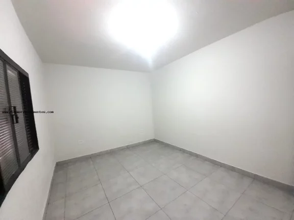 Imagem Casa Geminada para Venda em Limeira, Jardim Brasil, 2 dormitórios, 1 banheiro, 1 vaga