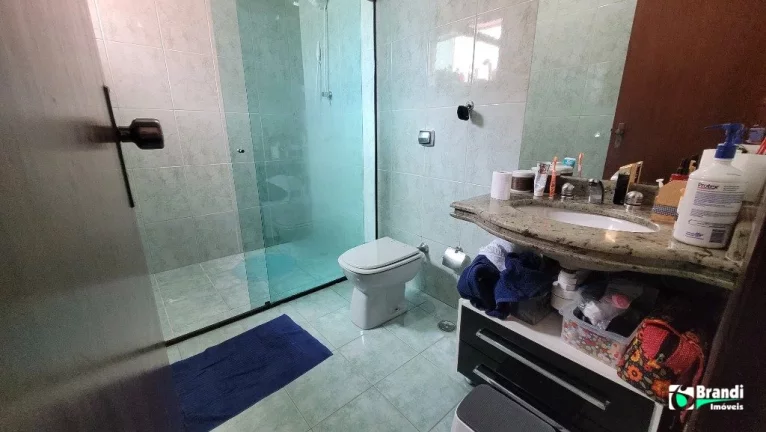 Imagem Sobrado 3 Dorms. 4 vagas e quintal com churrasqueira