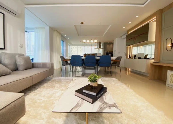 Imagem Cobertura duplex mobiliada e decorada em Balneário Camboriú.