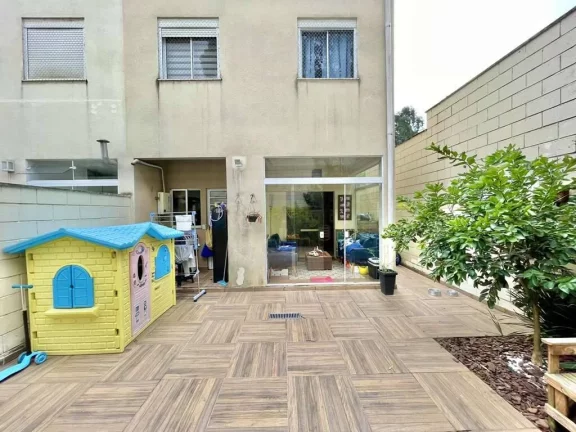 Imagem Cond. Quebec Ville - Casa 01 - 3 dorms / 1 suíte, condo c/ lazer completo!