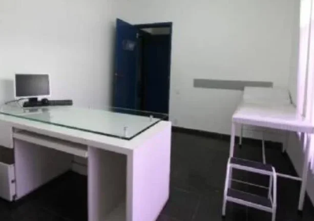 Imagem Alugo Casa Comercial em Santo André. Bairro Jardim