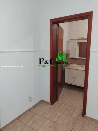 Imagem Sobrado para Venda em Limeira, Jardim Residencial Antonio Brigatto, 3 dormitórios, 1 suíte, 1 banheiro, 2 vagas