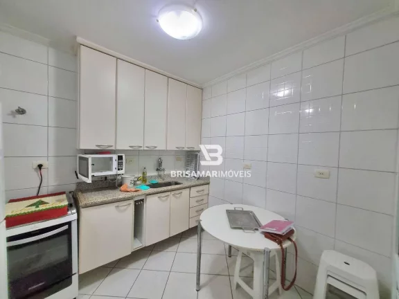 Imagem PITANGUEIRAS- FRENTE AO MAR COM MARAVILHOSA VISTA E VAGA DE GARAGEM DEMARCADA NO PRÉDIO.