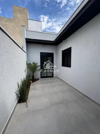 Imagem Casa em Condomínio à Venda Sorocaba-SP, 3 Quartos, 2 Vagas de Garagem, 100m².