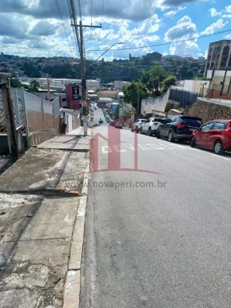 Imagem Casa à venda no Centro de Franco da Rocha-SP: 4 quartos, 1 sala, 2 banheiros, 2 vagas de garagem, 202,00 m² de área.