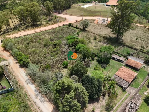 Imagem Chácara para Venda em São Roque, Saboó, Recanto Das Acácias, 2 dormitórios, 2 banheiros, 1 vaga