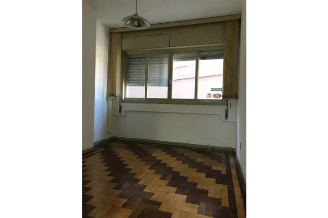 Imagem Apartamento à venda em Porto Alegre, Centro Histórico, com 2 quartos, 81m2
