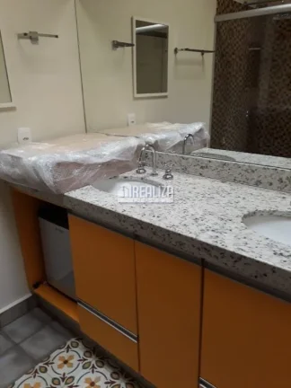 Imagem Casa com apartamento conjugado 5 dormitórios no Parque das Américas, em Uberaba