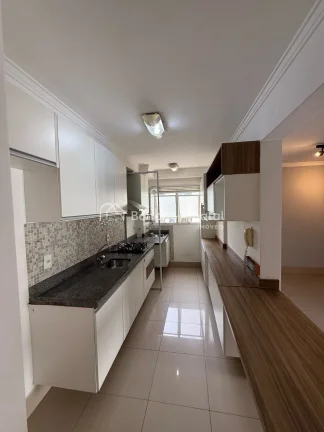 Imagem Apartamento muito bem acabado, repleto de planejados, localizado em andar alto e com sol da manhã. ...