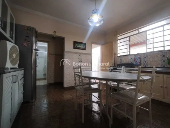 Imagem Casa à venda no Bairro Vila Nogueira, Campinas/SP, em localização tranquila e segura, a apenas um...