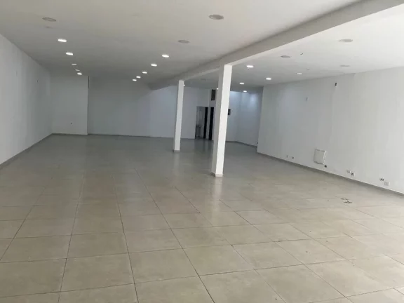 Imagem salão comercial para locação, Avenida Quinze de Novembro, Centro, Ferraz de Vasconcelos