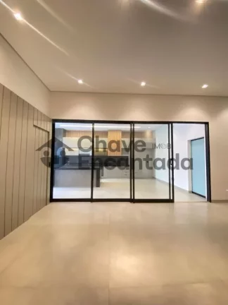 Imagem Casa de Alto Padrão em condominio.