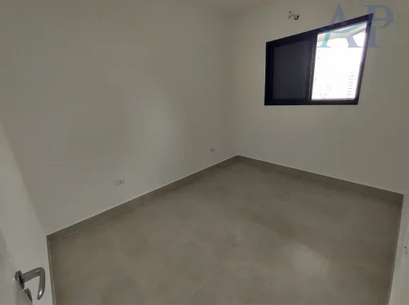 Imagem Apartamento com 2 Dormitórios na Vila Guilhermina em Praia Grande