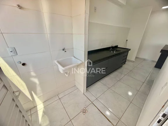 Imagem Apartamento com 2 dormitórios para alugar, 49 m² por R$ 1.300,00/mês - Alto Da Trindade - Itumbiara/GO