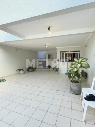 Imagem Casa para locação no bairro São José com 3 suítes, PETROLINA - PE