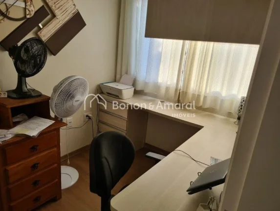Imagem Casa à venda em condomínio em Valinhos, com 3 dormitórios, incluindo uma suíte máster com close...