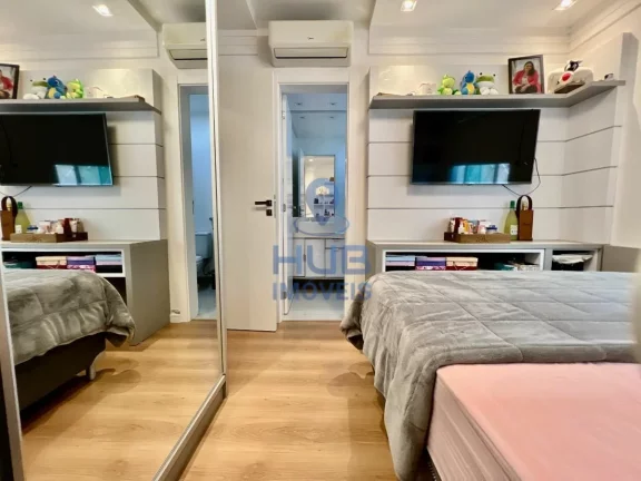 Imagem Apartamento à Venda, 239m2, 3 Suítes, 3 Vagas - Balneário Camboriú/SC