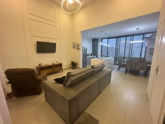 Casa em condomínio com 4 quartos e 1 suíte no Portal dos Pinheiros I em Itapetininga-SP: oportunidade incrível!