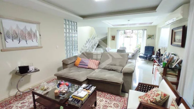 Imagem Casa Duplex com 4 suítes, 250m² condomínio Jardim Itaúna, Vargem Grande