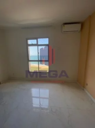 Imagem Lindo apto na Av Gil Veloso, sol da manhã, de frente p o mar da Praia da Costa. Com 250m2,Sendo 4 q...
