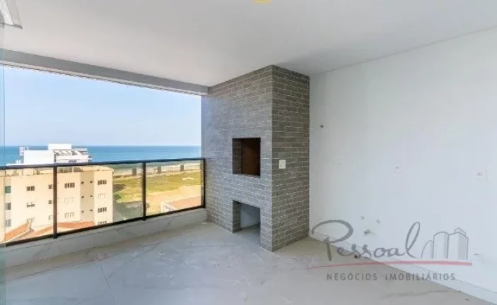 Imagem Sua espaçosa planta, três suítes, quatro banheiros, sacada ampla com churrasqueira e a vista magn...