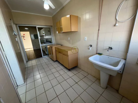Imagem Apartamento á 600m da praia à venda em Peruíbe