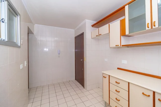 Imagem Apartamento de 3 quartos no bairro Portão