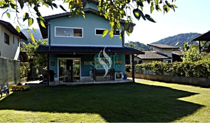 Casa em Condomínio à Venda no Horto Florestal - Ubatuba/SP.