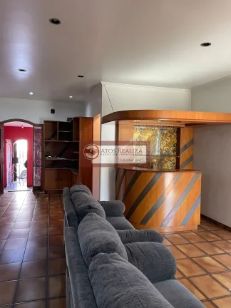 Imagem Casa Alto Padrão a Venda na Cidade Dutrta SP, c/ 4 dormitórios, 2 suítes, 5 vagas de garagem, salão de festas com churrasqueira e Piscina..