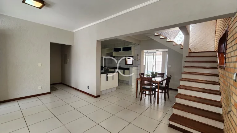 Imagem Ibiti Royal Park - Venda Sobrado | AC 250 m² | AT 250 m² | 3 Dorms | 2 Suítes | 3 Ban | 4 Vagas