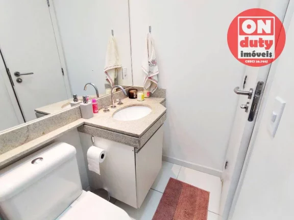 Imagem Apartamento com 2 dormitórios à venda, 72 m² por R$ 769.000,00 - José Menino - Santos/SP