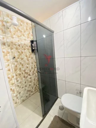 Imagem Apartamento em Santos, todo reformado com 2 Dormitórios, com suíte. Excelente Localização