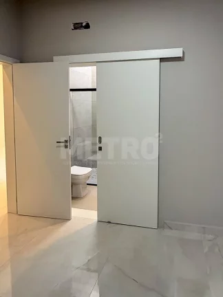 Imagem Casa à venda no Buona Vita com 3 suítes, closet, gourmet, piscina, Petrolina-PE